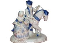 FIGURA CABALLO  CON SE�ORA PORCELANA 22x20x12 