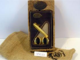 LLAVERO PIEL PILLA CORBATA  CON GEMELOS*10#*   